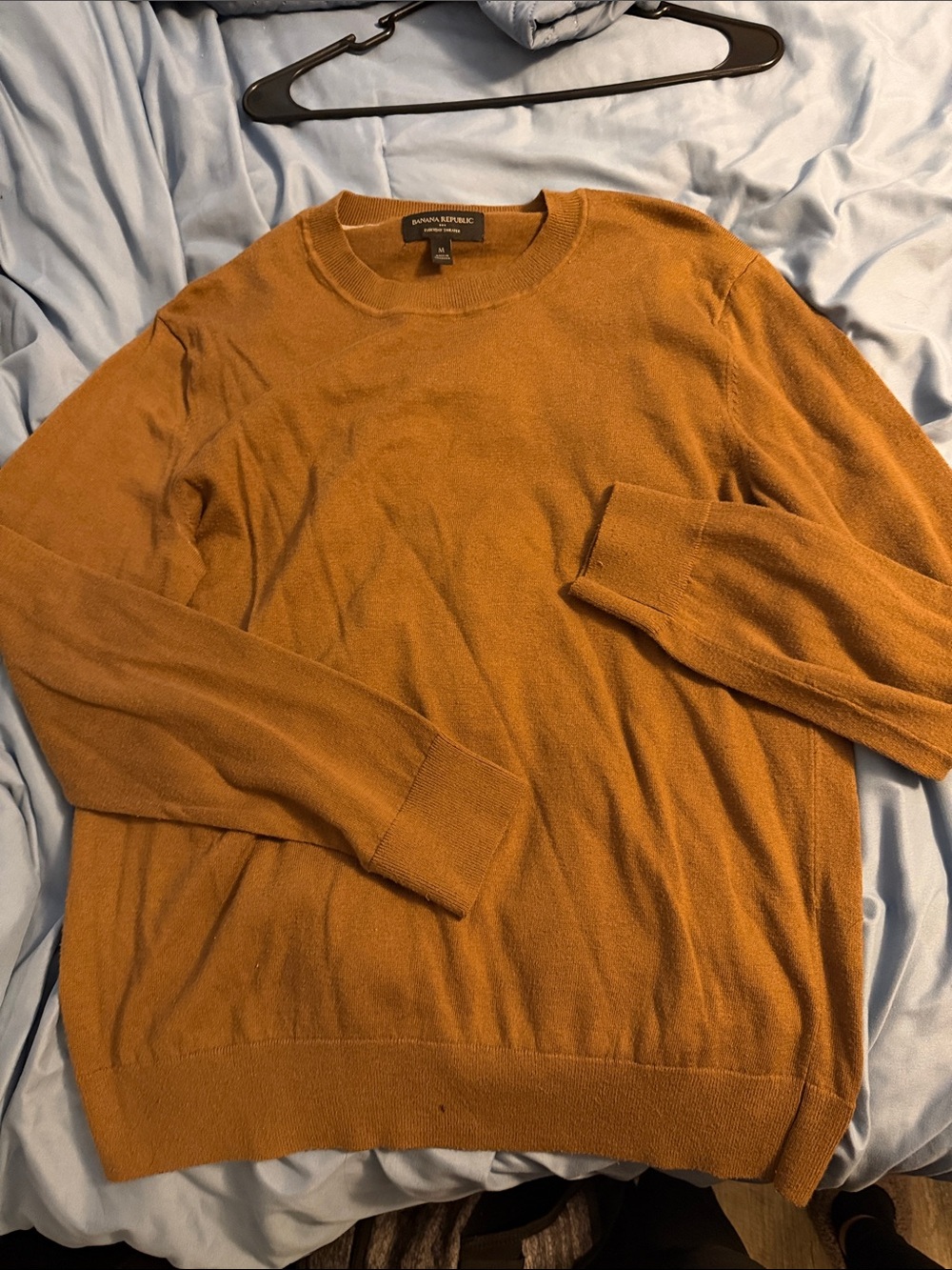 NWT- Banana Republic Men's Crewneck Sweater - Rust